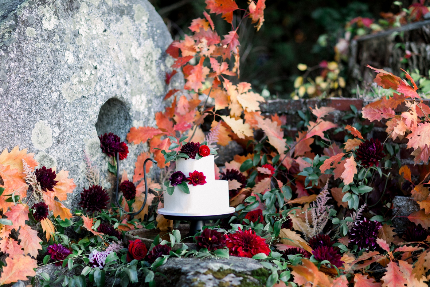 Fall wedding with burgundy, tartan and orange