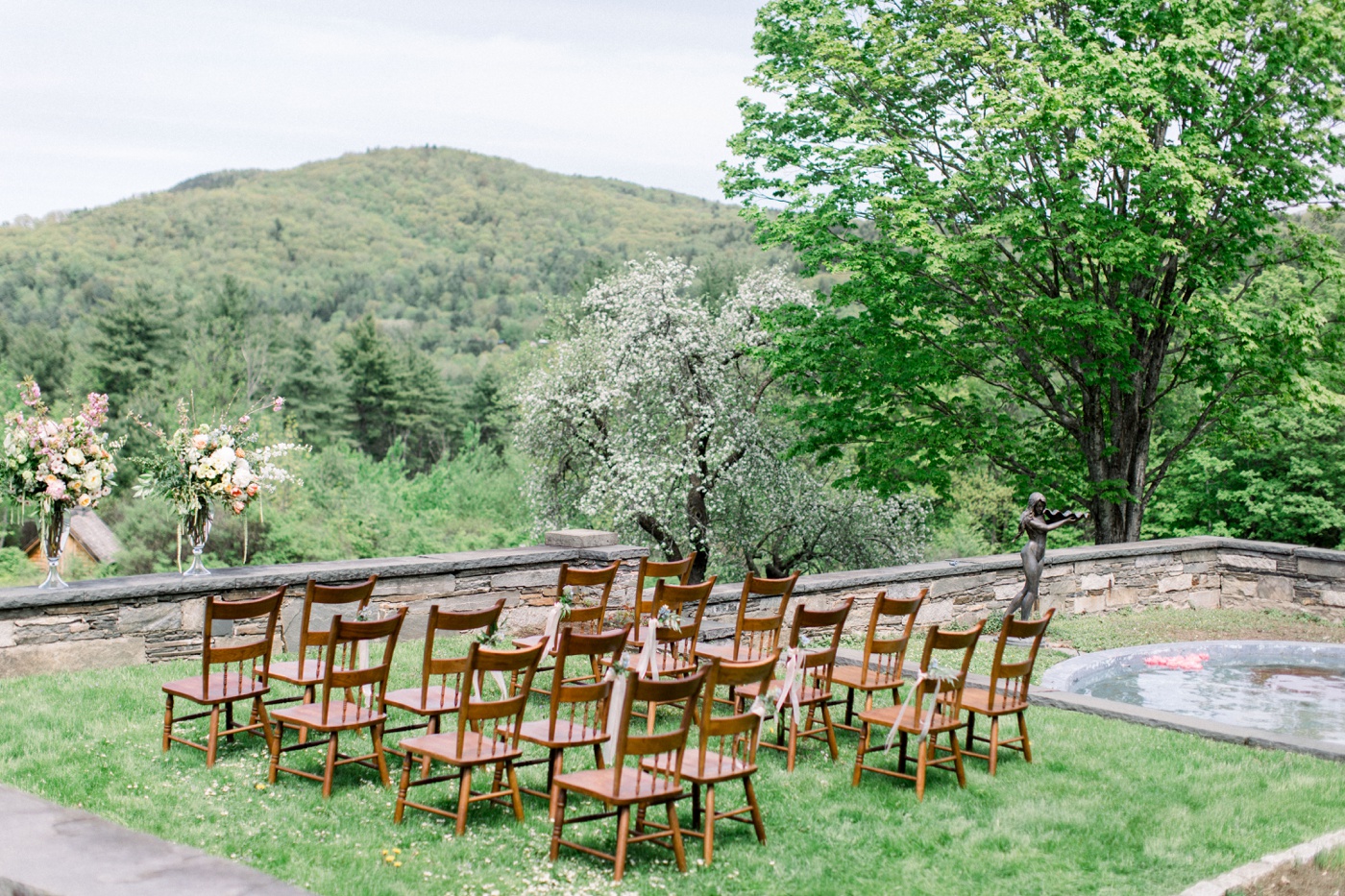 Outdoor wedding ceremony at The Estate of North Mowing